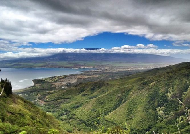 From land to sea, the Waihee Ridge Trail in Maui is one of Hawaii's best hikes