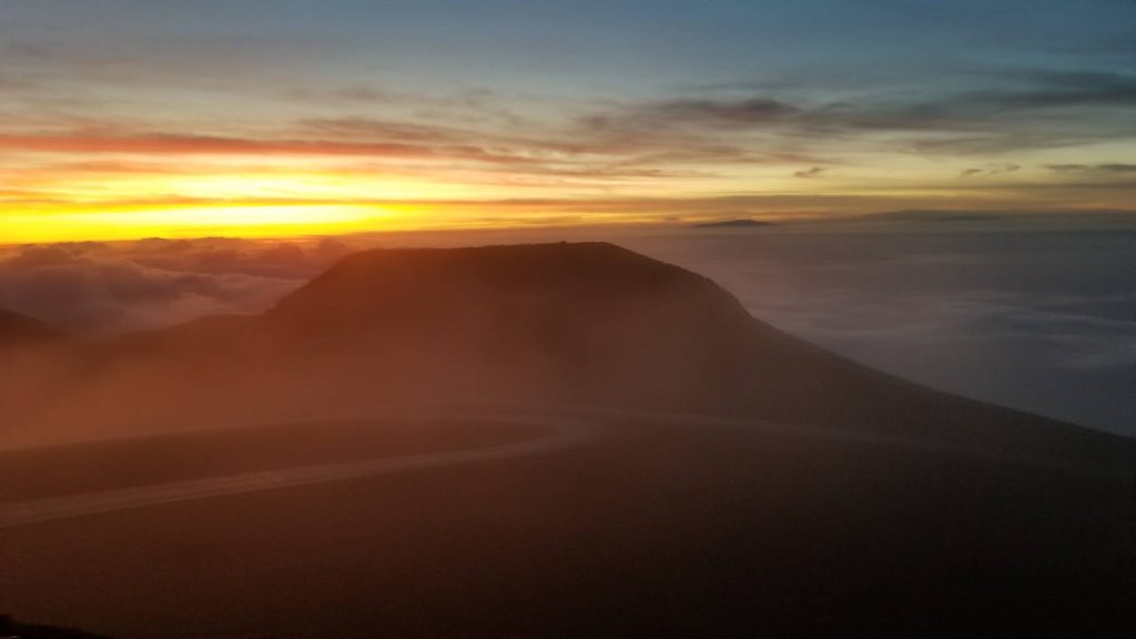 sunrise maui mackenzie 1024x576 - Haleakala Sunrise Reservations: How to Get It (Plus Maybe We Can Help)