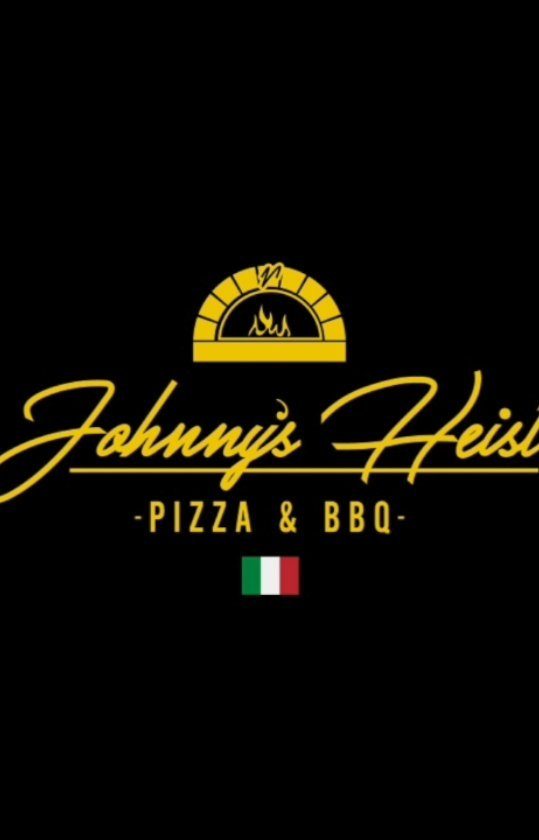 johnnysHeistMaui v0001 e1676771020485 - Johnnys Heist Maui Review: Is This Maui's Best Pizza?