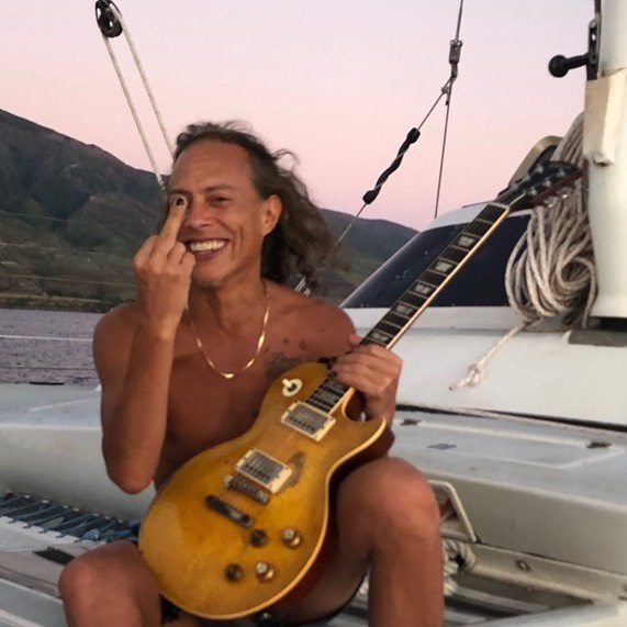 sail maui kirk hammett2 - The #1 Best Molokini Crater Guide: Updated 2023