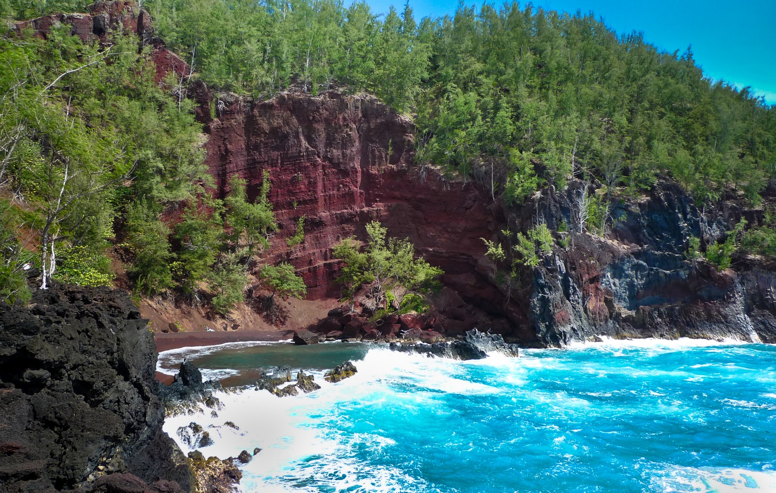 Red Sand Beach Maui 013